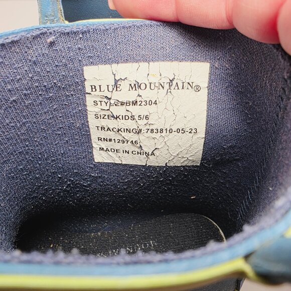 Blue Mountain Kids Rain Boots Blue & Lime Green | Size 5/6 - Picture 4 of 6